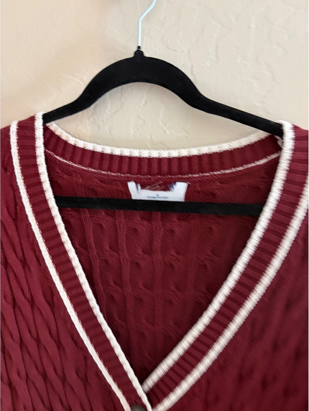 Old Navy knit cardigan - Picture 2 of 5